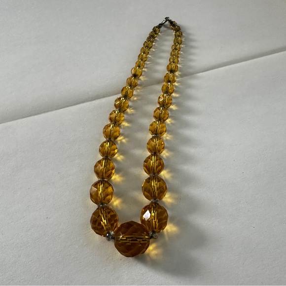 VINTAGE | Yellow Glass Choker Necklace - Picture 1 of 5
